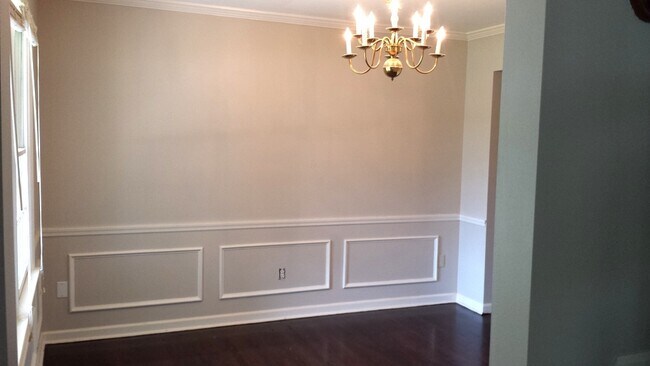 Formal Dining Room - 2460 McCoy Rd