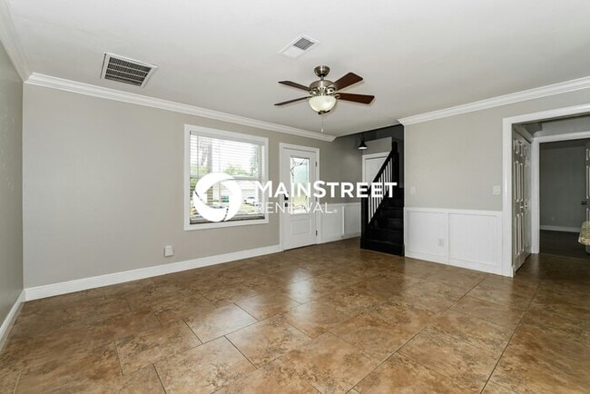 Building Photo - 3 Bedroom Pet-Friendly Home in CAPE CORAL,...