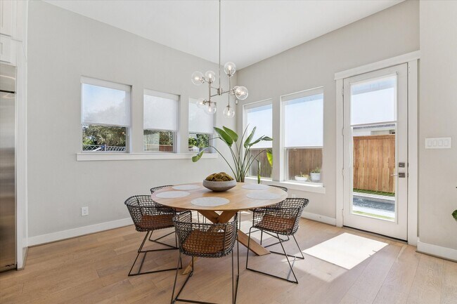 Building Photo - 6609 Basal Woods Way