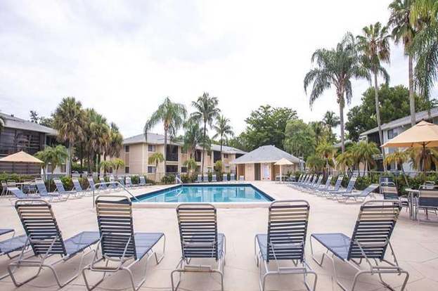Building Photo - 9727 Hammocks Blvd