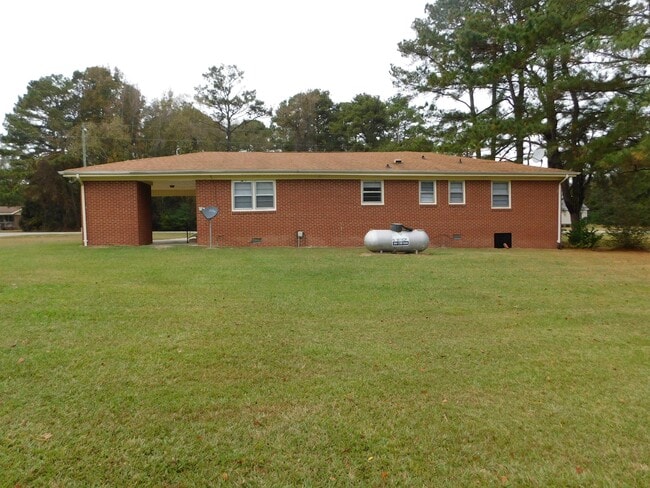 Building Photo - 5841 NC-903