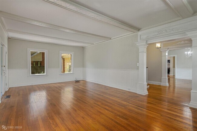 Building Photo - GORGEOUS 4/2.5 BROADMOOR HOME-ACROSS FROM DUCK POND PARK & LIBRARY