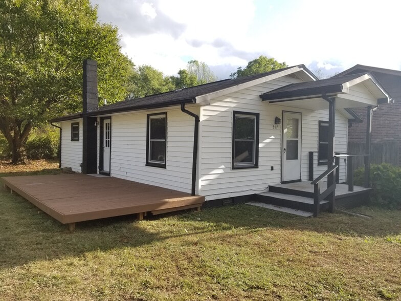 Building Photo - 517 Lattie Miller Rd