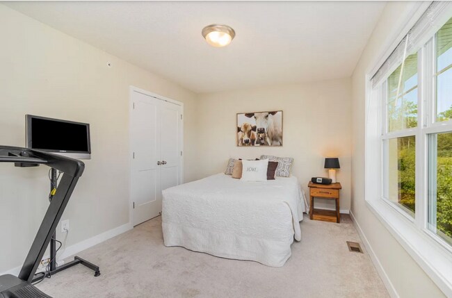 Building Photo - Luxury 3-Bed, 3-Bath Townhome in Prior Lake for $2,890/month!