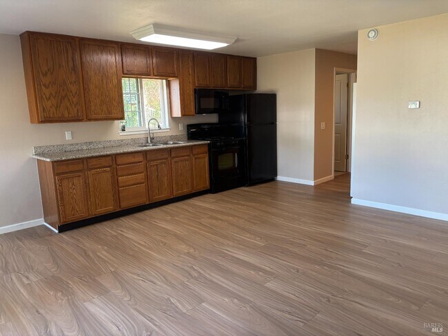 Building Photo - 2615 Alton Ln