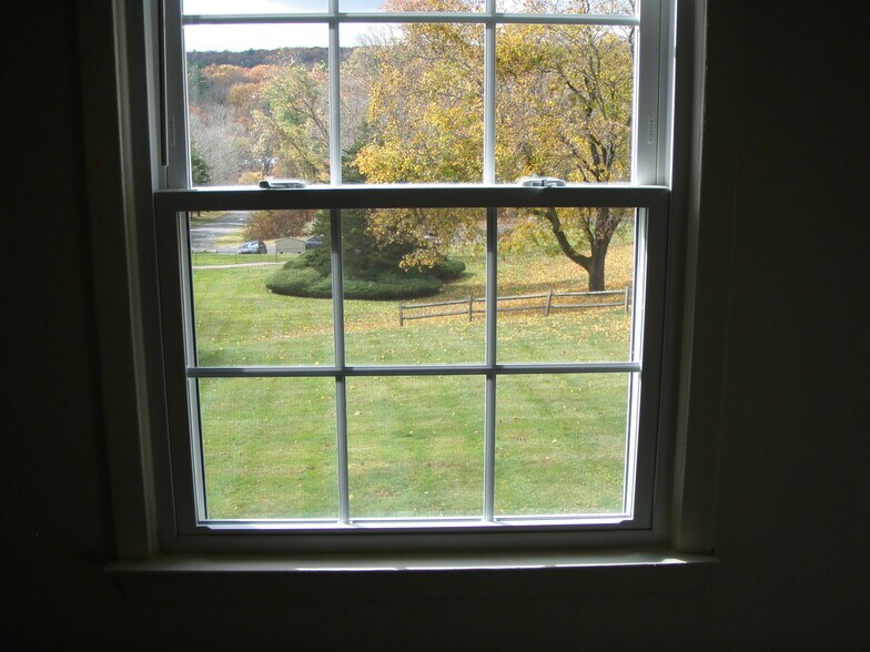 Building Photo - 31 Pilgrim Trl