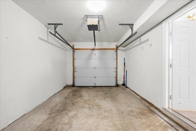 Building Photo - 67 N Quinsigamond Ave