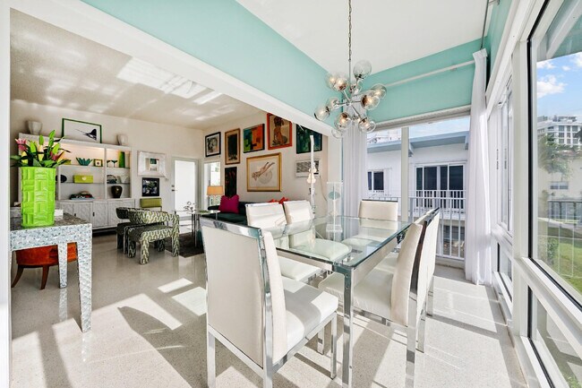 Building Photo - 425 Bayshore Dr