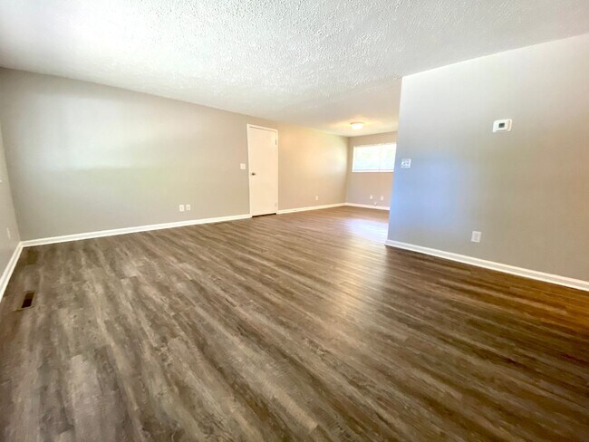 Building Photo - 4417 Grayson St