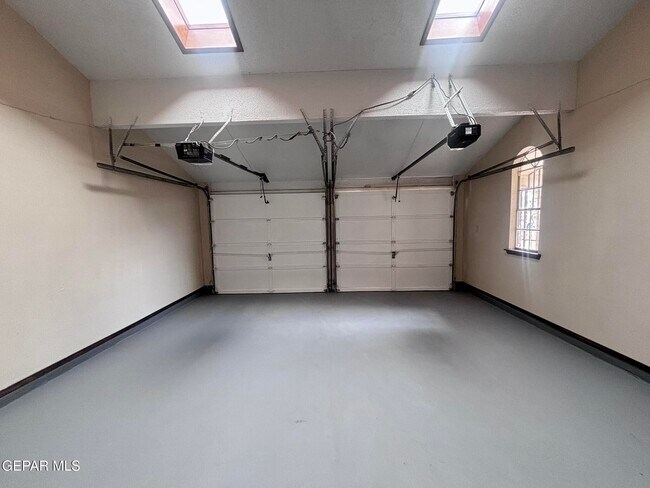 Building Photo - 11578 Chaplin Ct