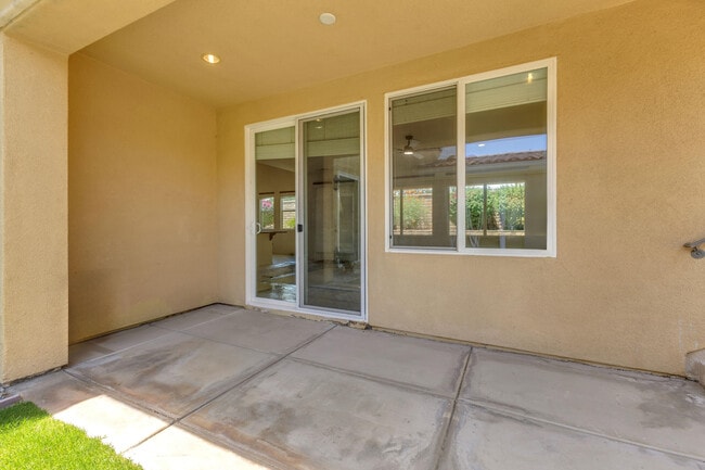 Building Photo - 81636 Rancho Santana Dr