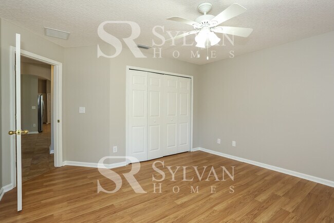 Building Photo - Lease today! No extra charge for contentme...