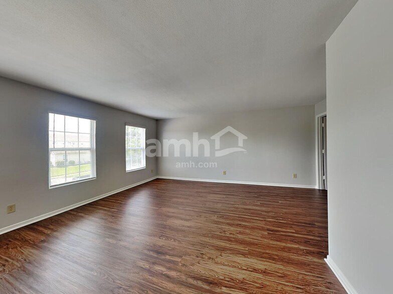 Building Photo - 2373 Blackthorn Dr