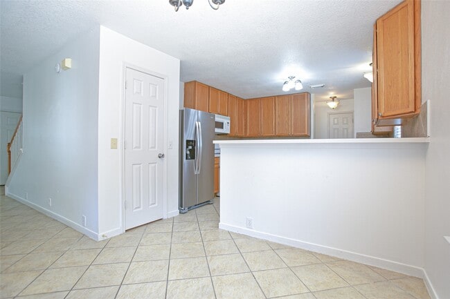 Building Photo - 17627 S Summit Canyon Dr
