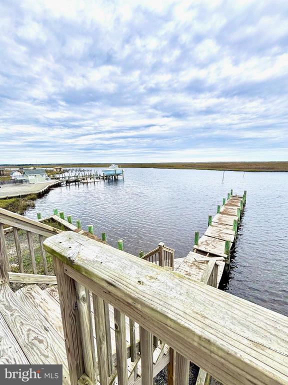 Building Photo - 448 Dock Rd