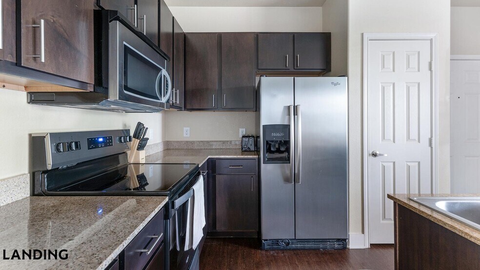 Building Photo - 7500 I-35