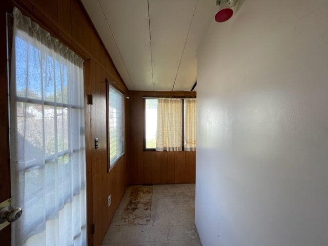 Building Photo - 1343 E Bowman St