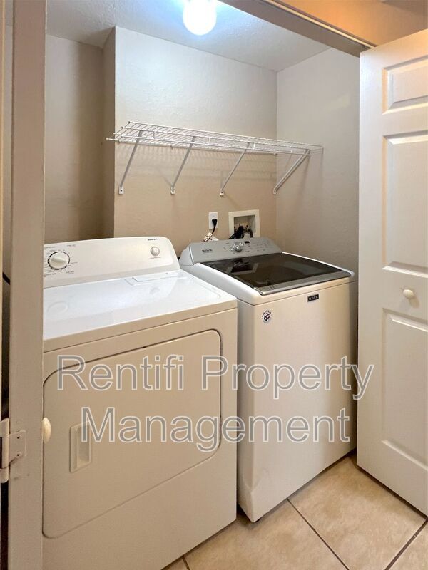 Building Photo - 23580 Walden Center Dr