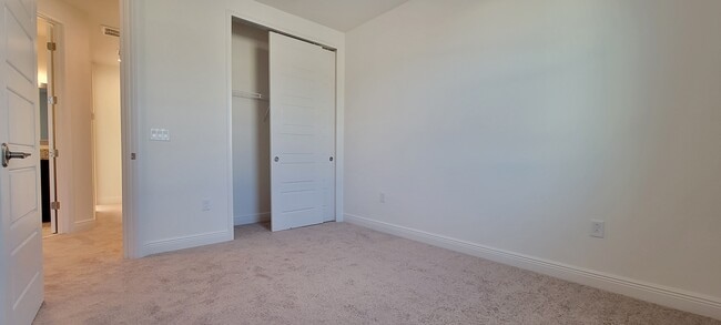 Building Photo - 135-45 Larkton Ln, Orlando FL 32832