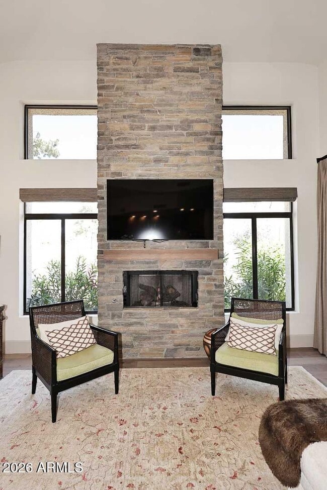 Building Photo - 8334 E Jenan Dr