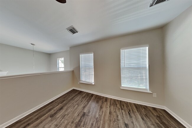 Building Photo - 10107 Sands Trail Ct