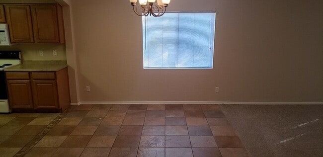 Building Photo - 2434 S 83rd Dr