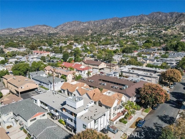 Building Photo - 719 E Providencia Ave