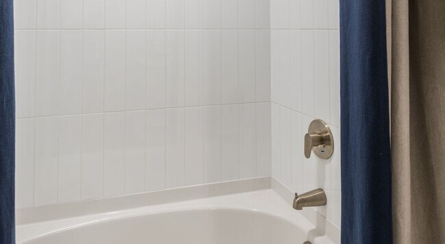 Building Photo - Now Leasing: Lower Rates & 1 Month Free Rent!