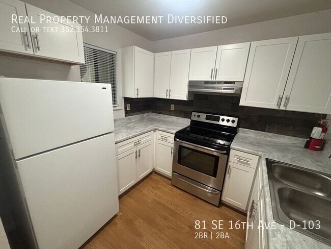 Building Photo - 81 SE 16th Ave