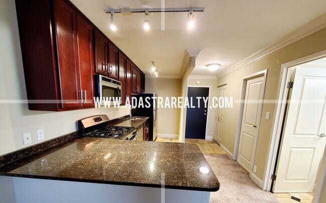 Building Photo - Ultimate Urban Living, Incredible Amenities!!-Beautiful Studio Apartment in Downtown KC-Coming SO...