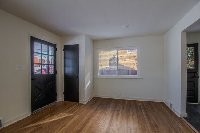 Building Photo - AVAILABLE APRIL 1ST! Do not miss this STUNNING 3-bedroom in Penn Hills!