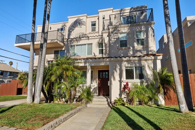 Building Photo - 3993 Honeycutt St