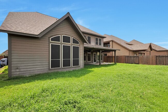 Building Photo - 2882 Coral Sky