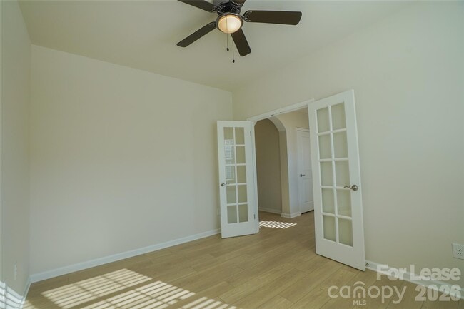 Building Photo - 1411 Caracara Ct