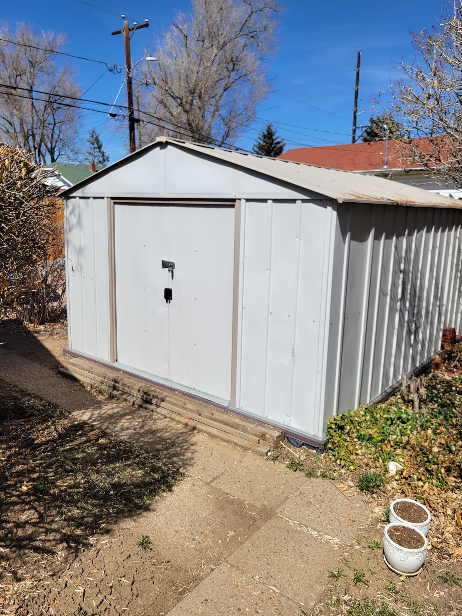 Building Photo - 1675 Ulster St