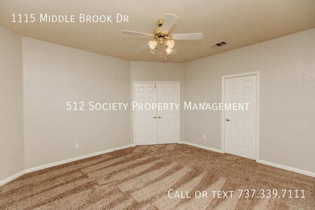 Building Photo - 1115 Middle Brook Dr