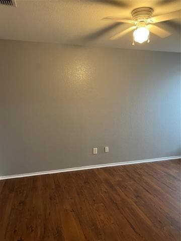 Building Photo - 6637 Meadow Way Ln