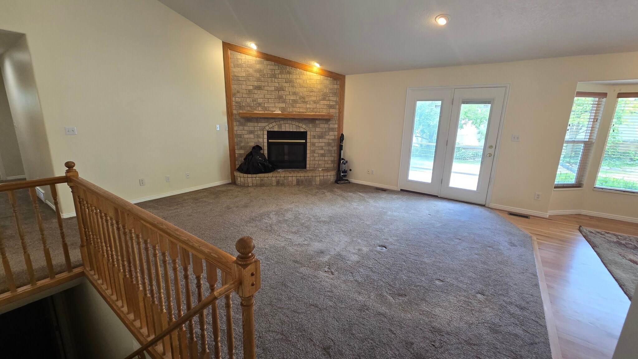Building Photo - 1117 E 200 S
