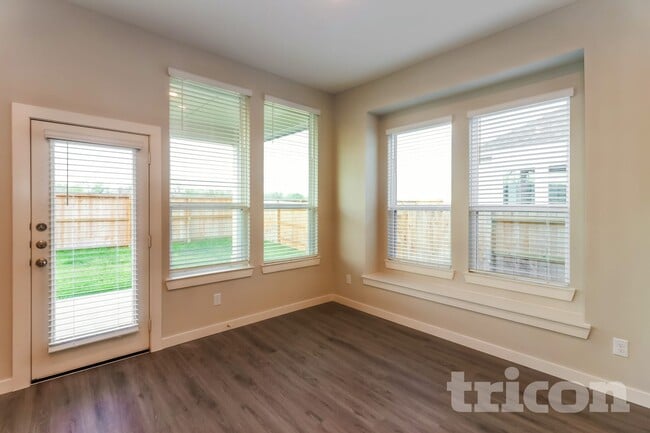 Building Photo - 2350 Cohorn Trl