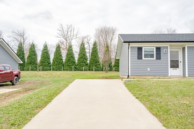 Building Photo - 1314 Farmingdale Dr