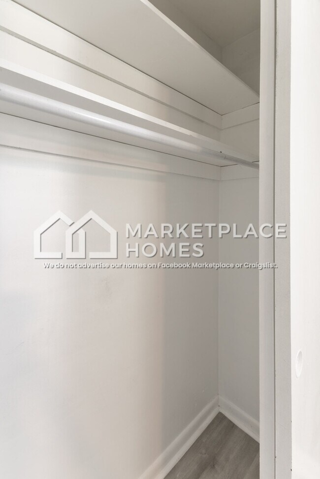 Building Photo - 6517 Marsh Ave NW