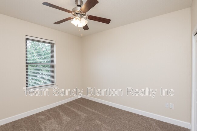 Building Photo - 3508 Mossy Oak Villas Cir