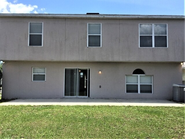 Building Photo - 16452 Corner Lake Dr