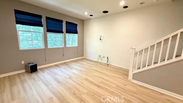 Building Photo - 904 N Primrose Ln