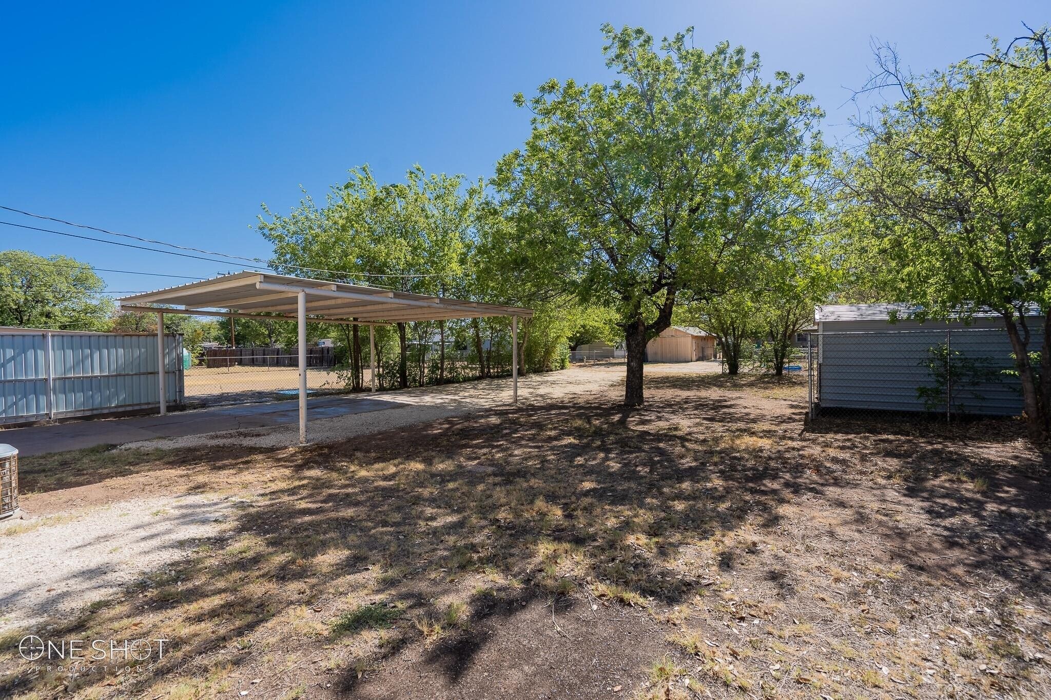 Building Photo - 2349 Highland Ave