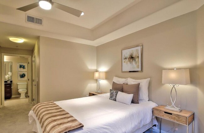 Building Photo - 1101 S Main St