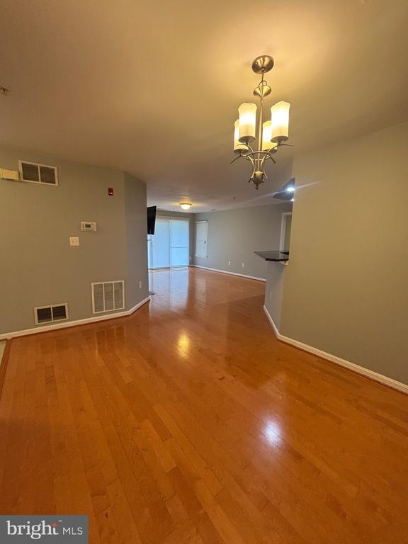 Building Photo - 13107 Millhaven Pl