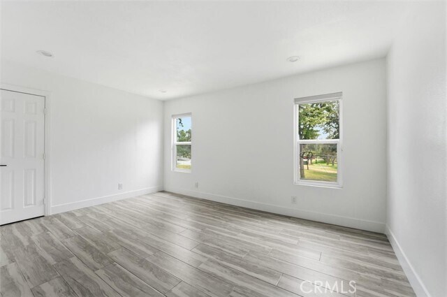 Building Photo - 709 Warren Ln