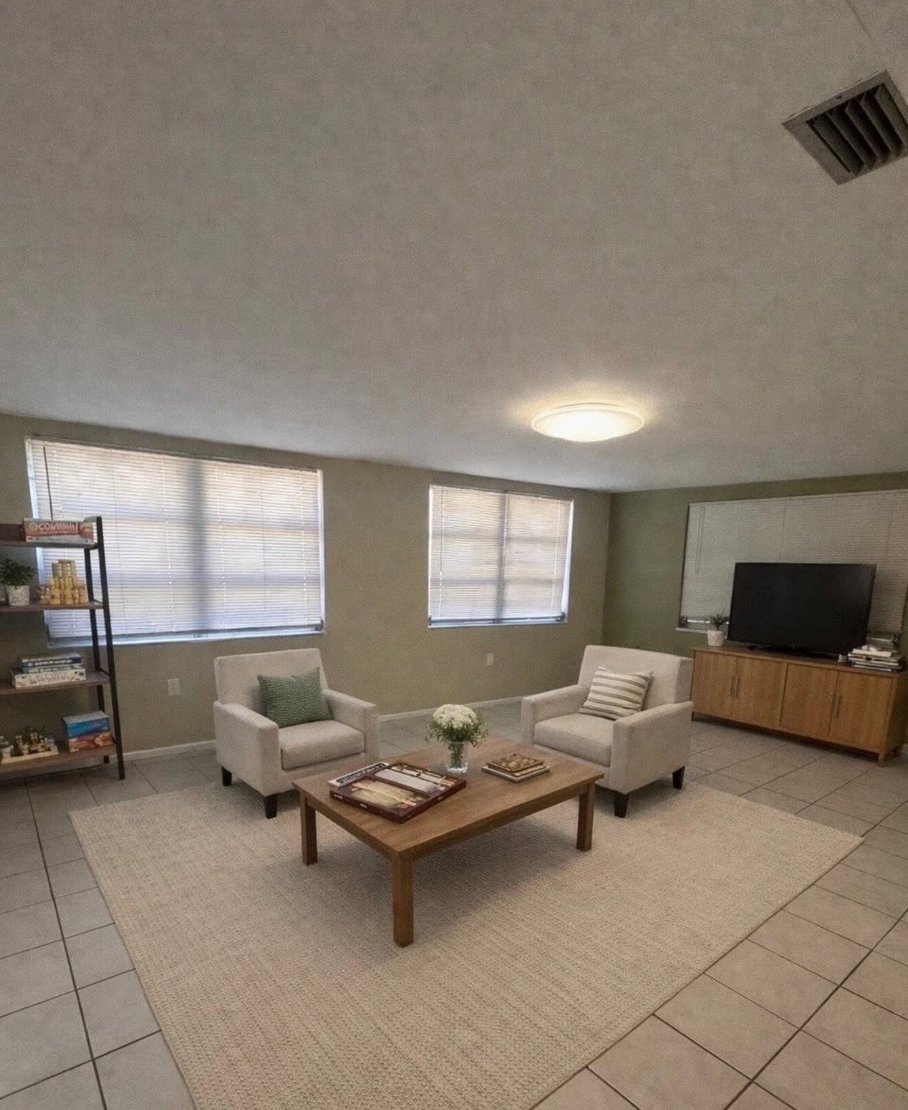 Family room directly off kitchen - 5653 Elkhorn Blvd