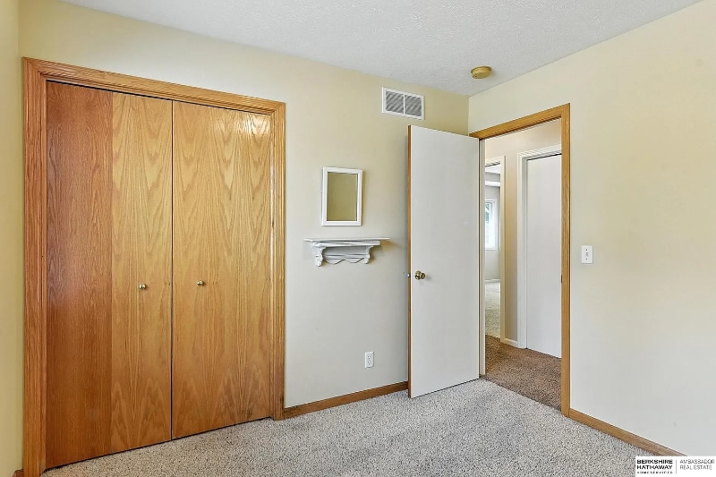 Building Photo - 16125 Timberlane Dr